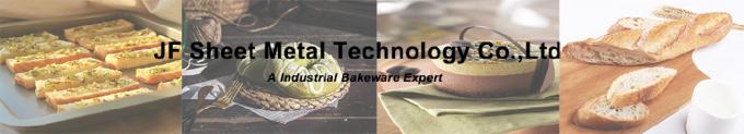 Rk Bakeware China-49036 6 Loaf Glazed Uni-Lock Aluminum Baguette / French Bread Pan