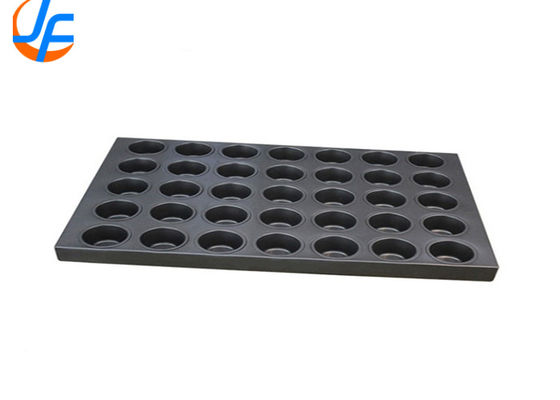 RK Bakeware China Foodservice Nonstick Square Muffin Baking Tray Crown Muffin Pan