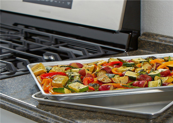 RK Bakeware China Komersial Aluminium Baking Tray Cookie Sheet Jelly Roll Pan Full Size Half Size Quarter Sheet Pan