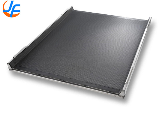 RK Bakeware China Foodservice 42465 Komersial 32 Mold Glazed Aluminized Steel Clustered Hot Dog Bun Pan