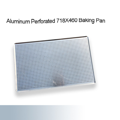 Rk Bakeware China-Swt406 &amp; Swt455 Nonstick Aluminium Flat Perforated Baking Tray Swage Edge Untuk Australia Bakery