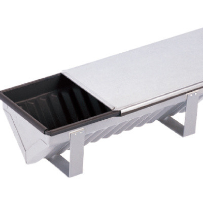 Alusteel Triangular Crimped Cake Mold