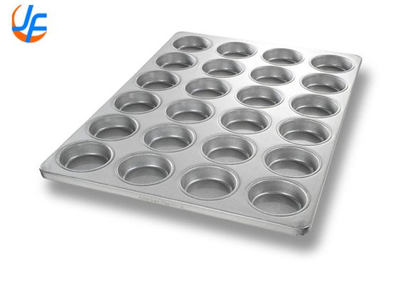 RK Bakeware China-43055 Chicago Metallic 15 Compartment Glazed Aluminized Steel Bundtlette Mini Cake Pan