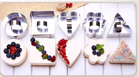 RK Bakeware China Foodservice NSF Triangle Mousse Cake Ring Stainless Steel Ring Mold Cut Biskuit Cake Bakeware Mold