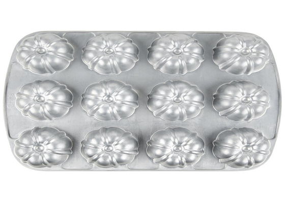 RK Bakeware China Foodservice NSF 12 Compartment Bundtlette Panci kue muffin aluminium Kelas komersial