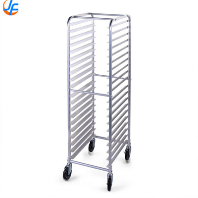 RK Bakeware China-40 Pan End Load Enclosed Bun / Sheet Pan Rack - dirakit